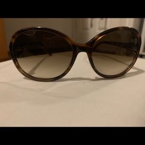Kate Spade Sunglasses in Brown Tortoise.